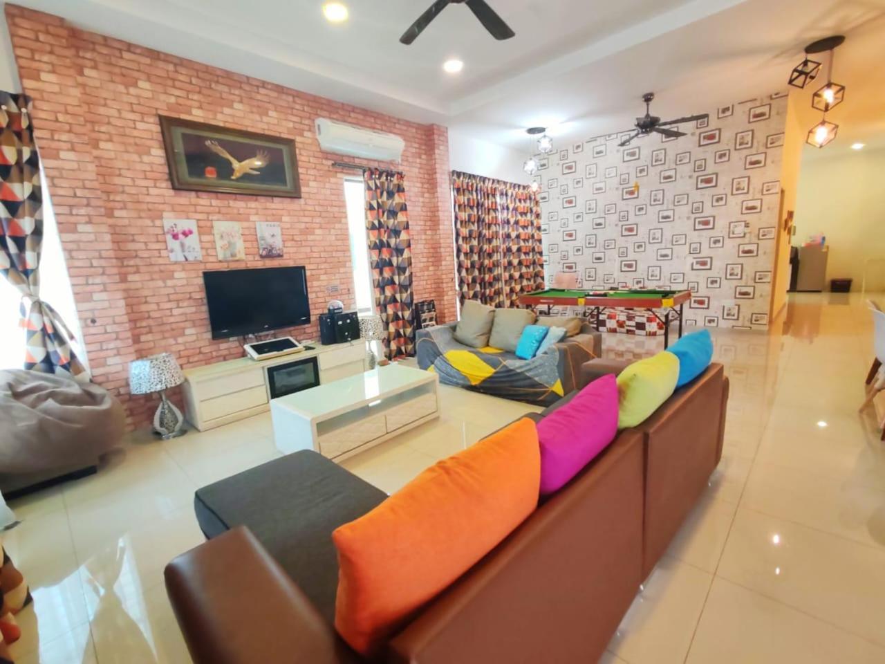 Teluk Batik 17Paradisehome Private Pool Karaoke Snooker Bbq 15Pax Lumut Eksteriør billede